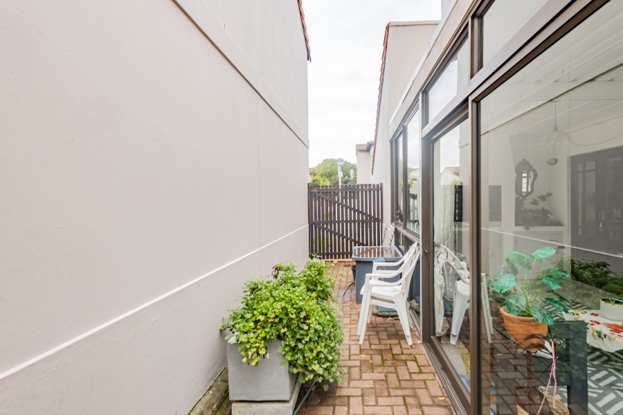 3 Bedroom Property for Sale in Royal Ascot Western Cape